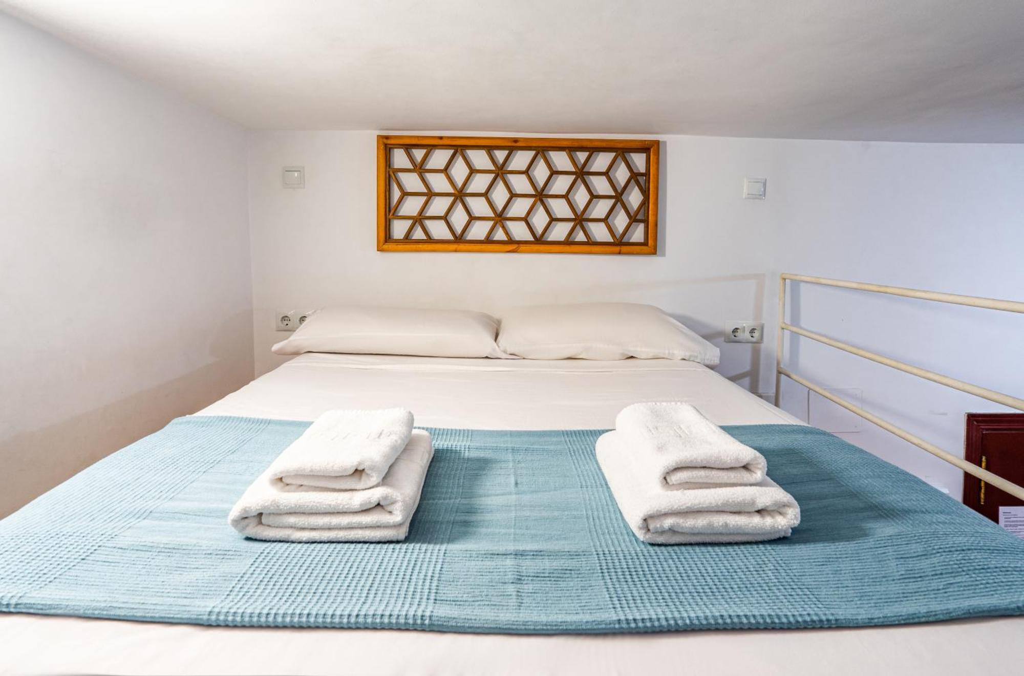 All You Need In The Historic Center Madrid Ngoại thất bức ảnh