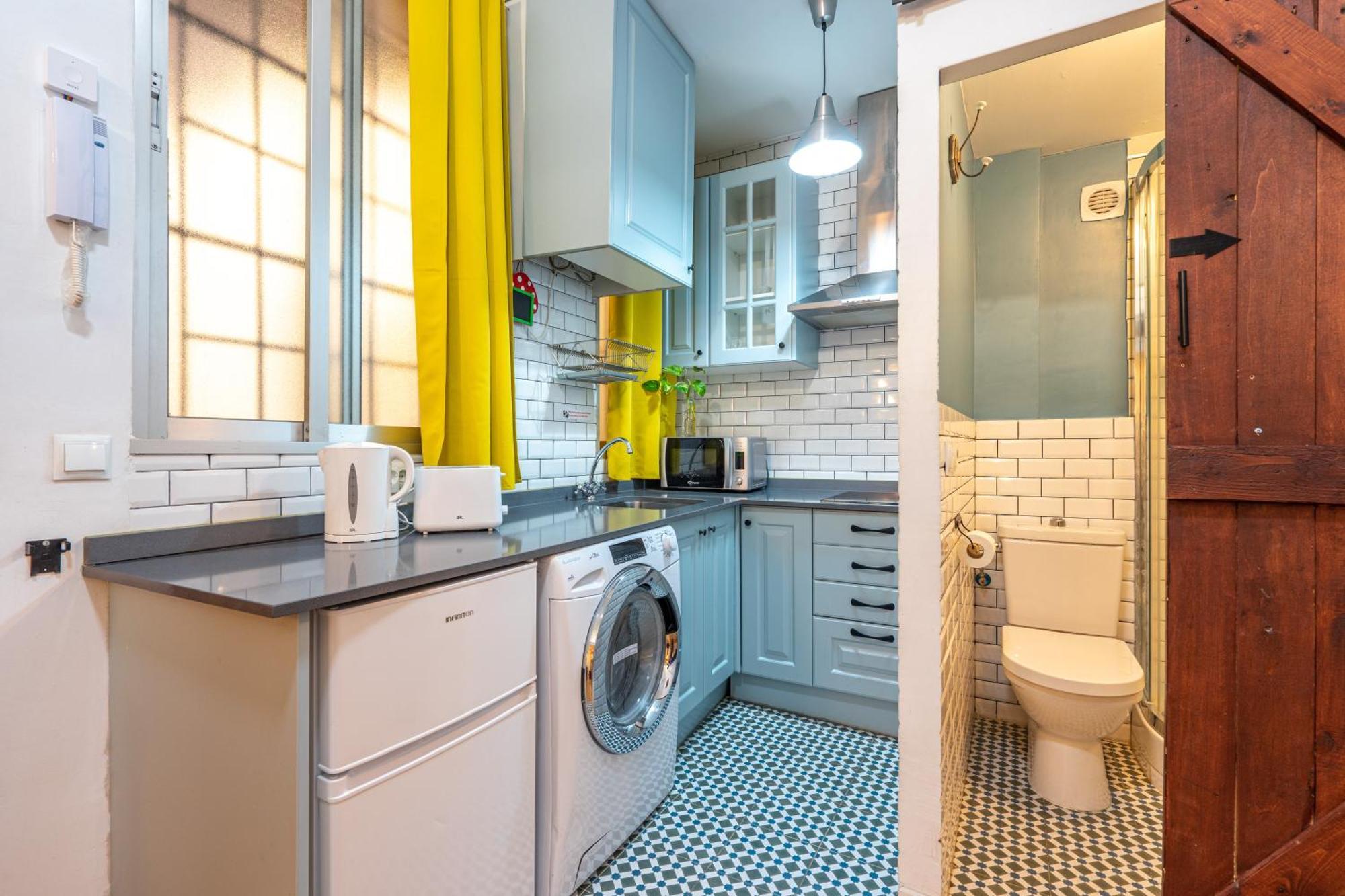 All You Need In The Historic Center Madrid Ngoại thất bức ảnh